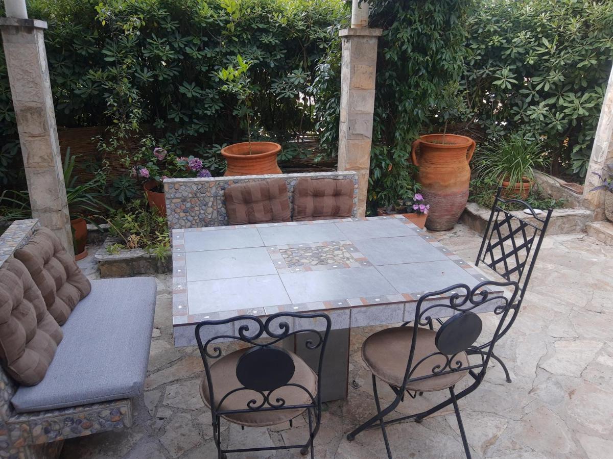 Sea-Side Old Stone Villa With A Private Garden بودفا المظهر الخارجي الصورة