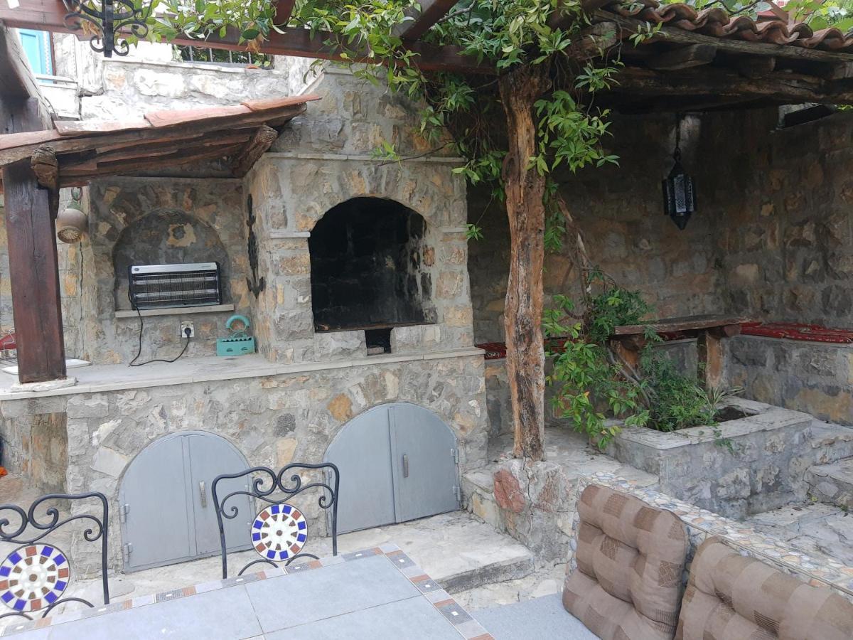 Sea-Side Old Stone Villa With A Private Garden بودفا المظهر الخارجي الصورة