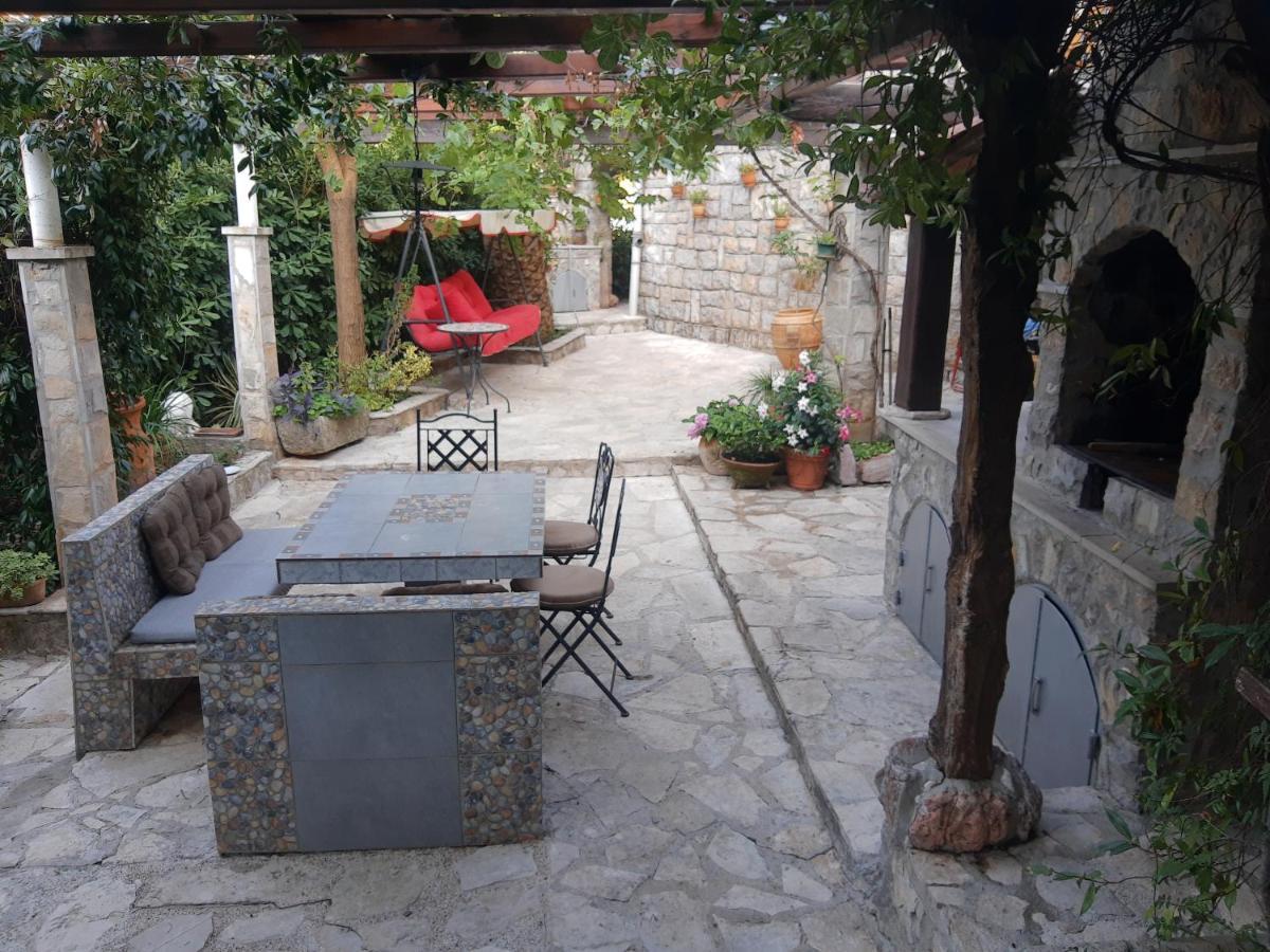 Sea-Side Old Stone Villa With A Private Garden بودفا المظهر الخارجي الصورة