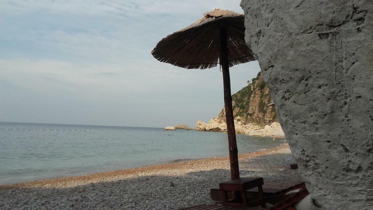 Sea-Side Old Stone Villa With A Private Garden بودفا المظهر الخارجي الصورة