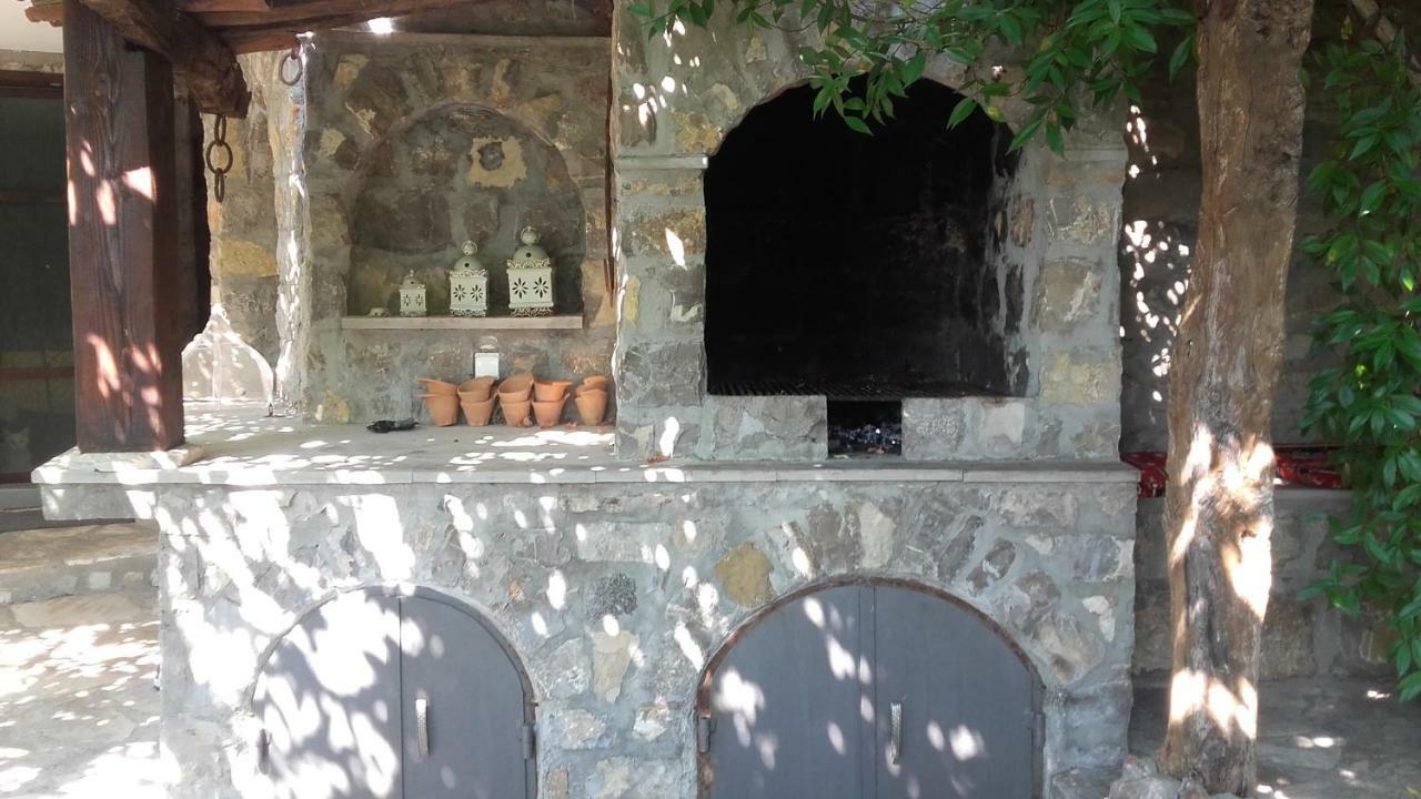 Sea-Side Old Stone Villa With A Private Garden بودفا المظهر الخارجي الصورة
