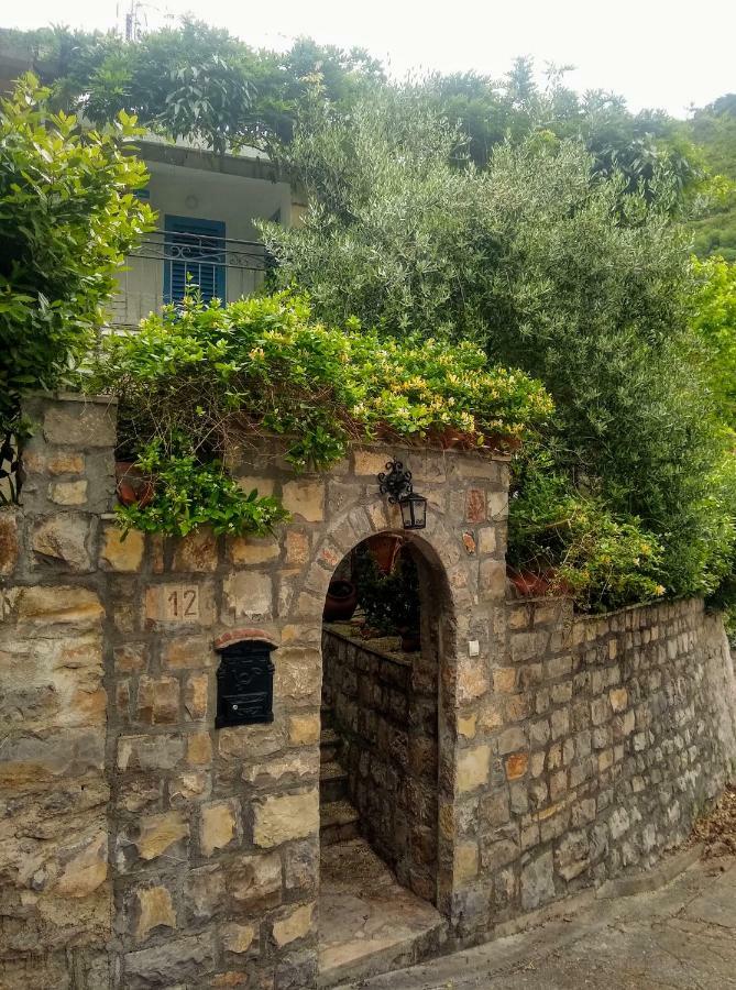 Sea-Side Old Stone Villa With A Private Garden بودفا المظهر الخارجي الصورة